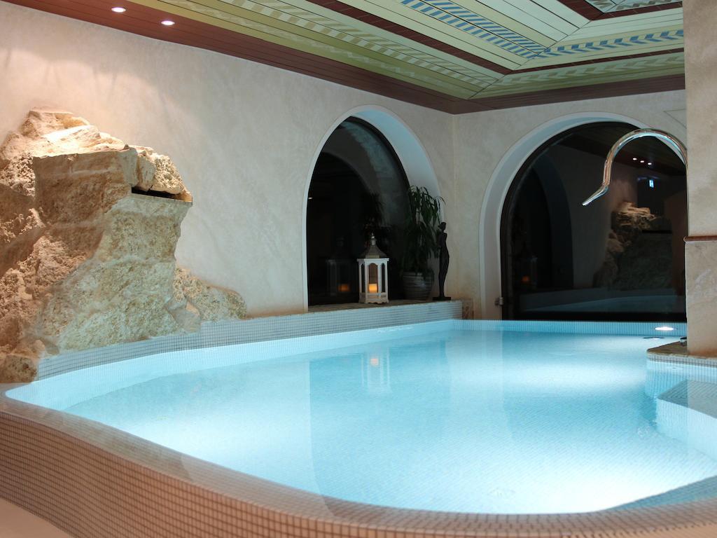 Hotel & Restaurant Gut Hungenbach Kürten Dış mekan fotoğraf