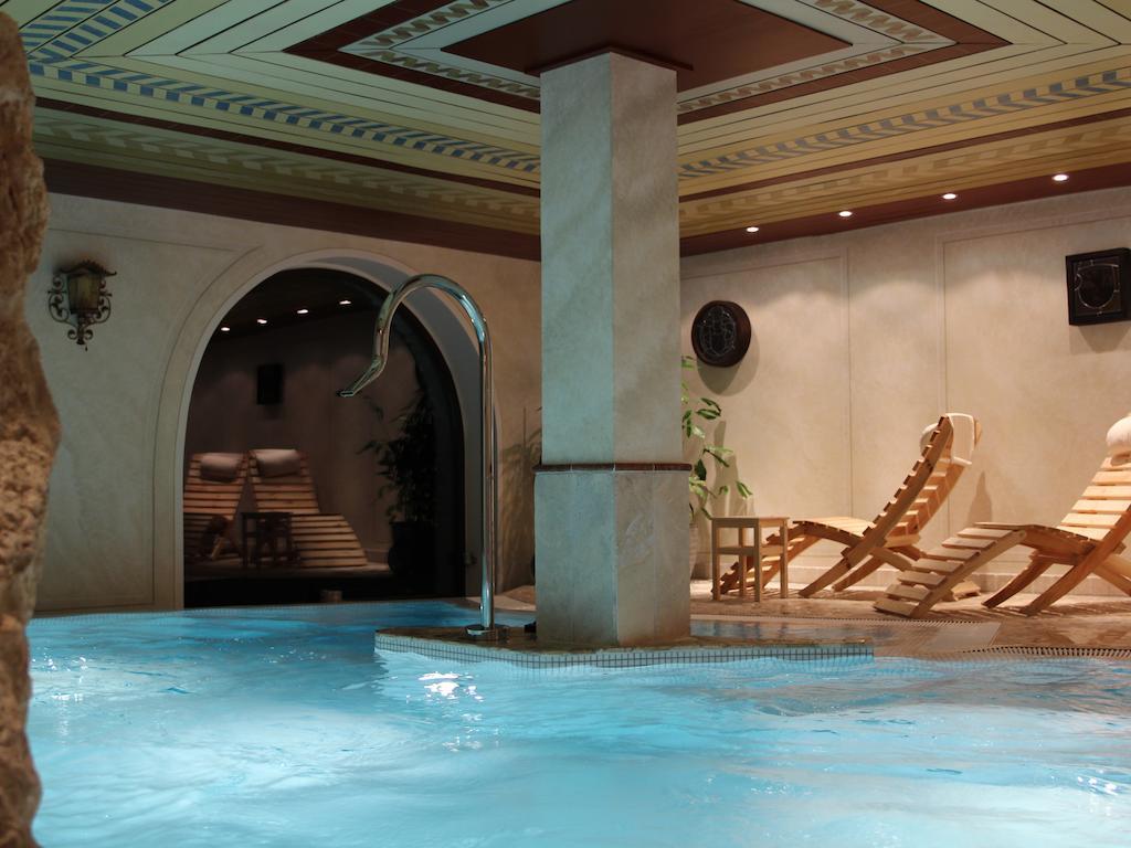 Hotel & Restaurant Gut Hungenbach Kürten Dış mekan fotoğraf